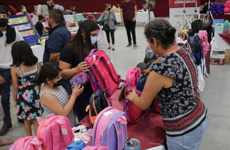 Se unen negocios locales en apoyo al regreso a clases