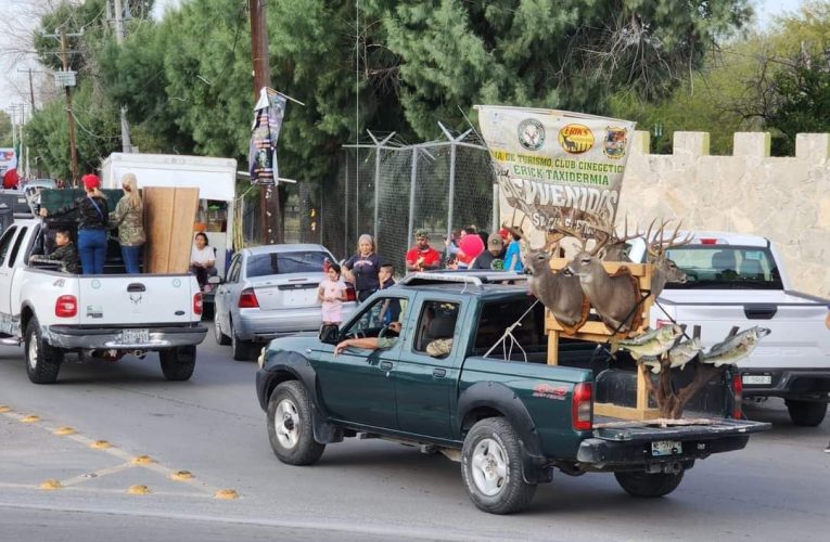 Participan cazadores en Desfile Cinegético