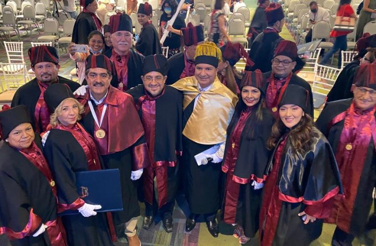 Entrega UNT Doctorados Honoris Causa