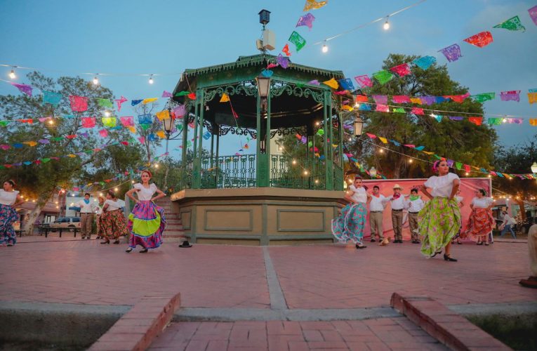 Disfrutan neolaredenses baile y música en “Tardes de Danzón”