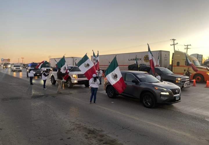 Recibe Nuevo Laredo caravana de paisanos con más de 2 mil vehículos