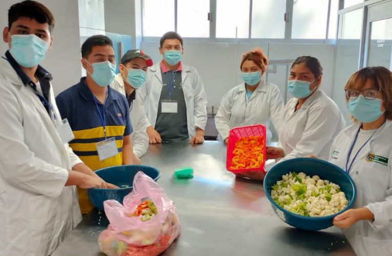 Estudiantes de la UAM Mante elaboran alimentos de alto valor nutricional