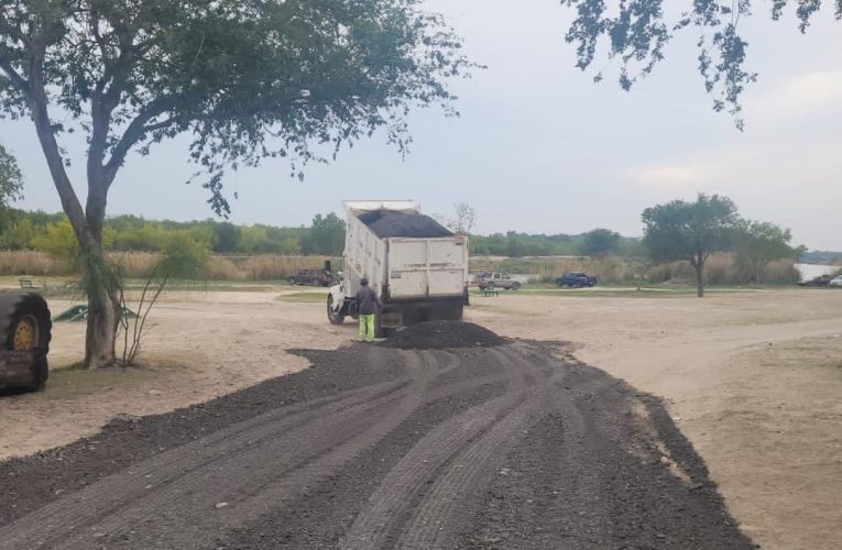 Mejora Gobierno Municipal acceso a “El Patinadero” para Domingo de Pascua