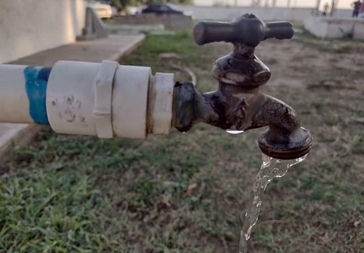 Exhorta COMAPA reforzar cultura del cuidado del agua ante altos consumos por temporada de calor