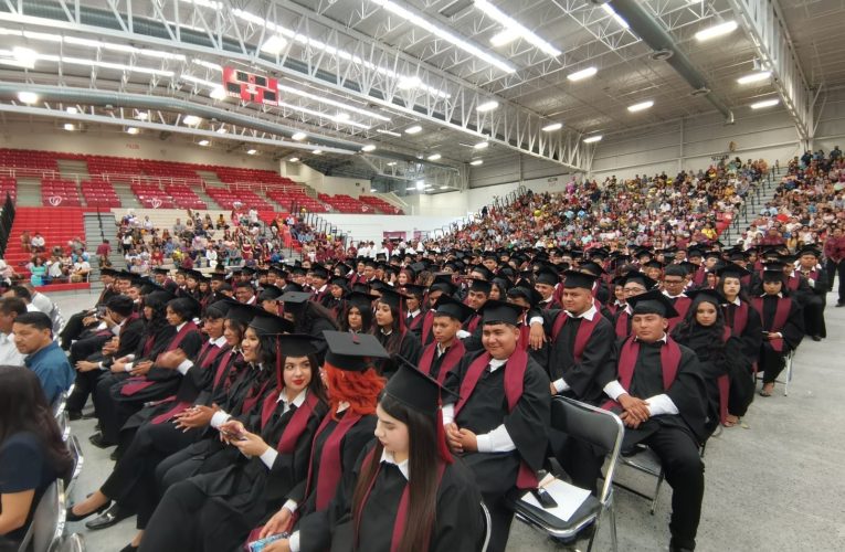 Gradúan 362 alumnos del Conalep de Nuevo Laredo