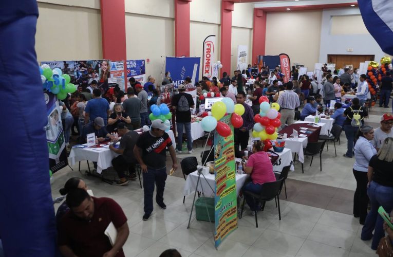 Responde ciudadanía a Segunda Feria del Empleo 2023 del Gobierno Municipal