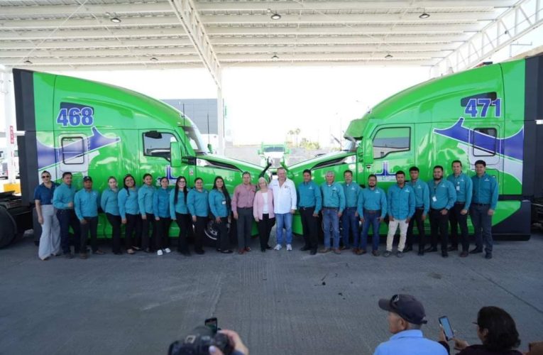 Respaldan trabajadores de la industria del autotransporte proyecto de Carlos Canturosas