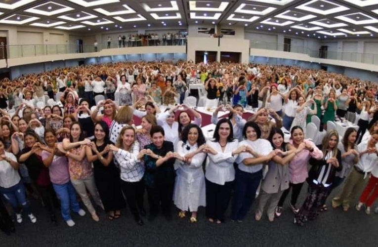 Mujeres de Tampico respaldan a Olga Sosa rumbo al Senado