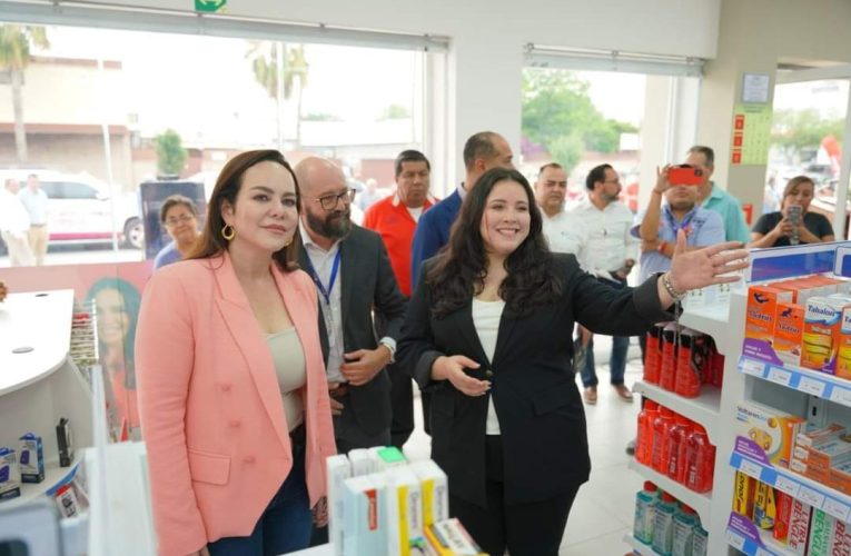 Inaugura Carmen Lilia Canturosas nuevas Farmacias del Ahorro