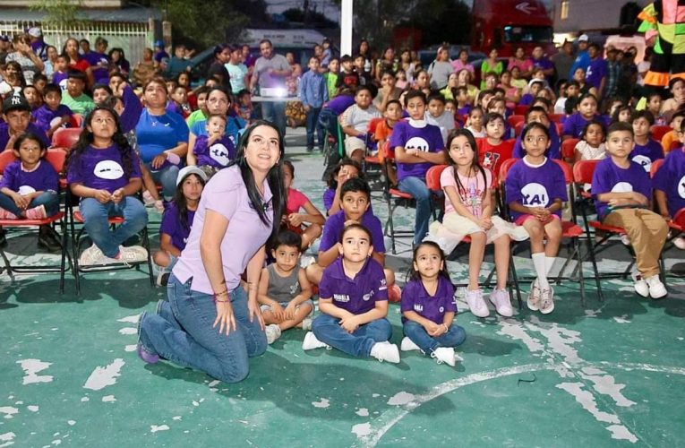 Celebra Yahleel Abdala a los niños de Nuevo Laredo