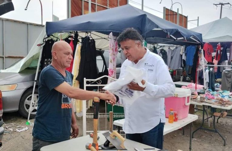 Comerciantes confiarán su voto al Doc. Jorge Perez Santos