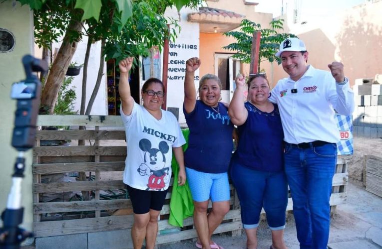 Respaldan a “Cheko” Ojeda vecinos de la colonia El Campanario