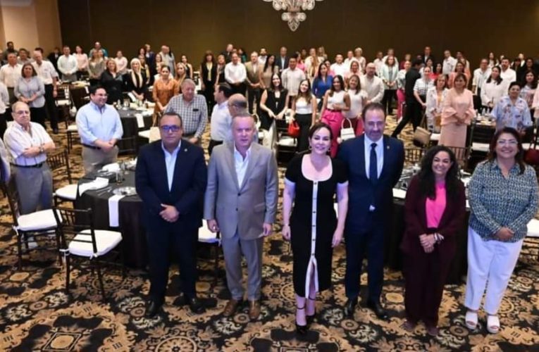 De la mano con los Agentes Aduanales de Nuevo Laredo, Olga Sosa impulsará acciones en favor del comercio exterior y las cadenas productivas.