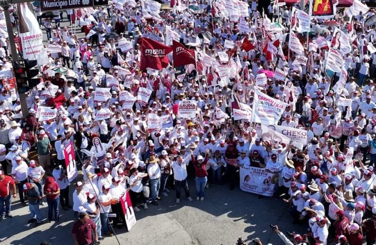 Respalda. Miles de ciudadanos a Carmen Lilia Canturosas Villarreal en mega pegoteo