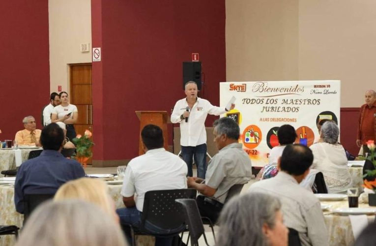 Maestros jubilados van con Carlos Canturosas; legislará por mejores pensiones