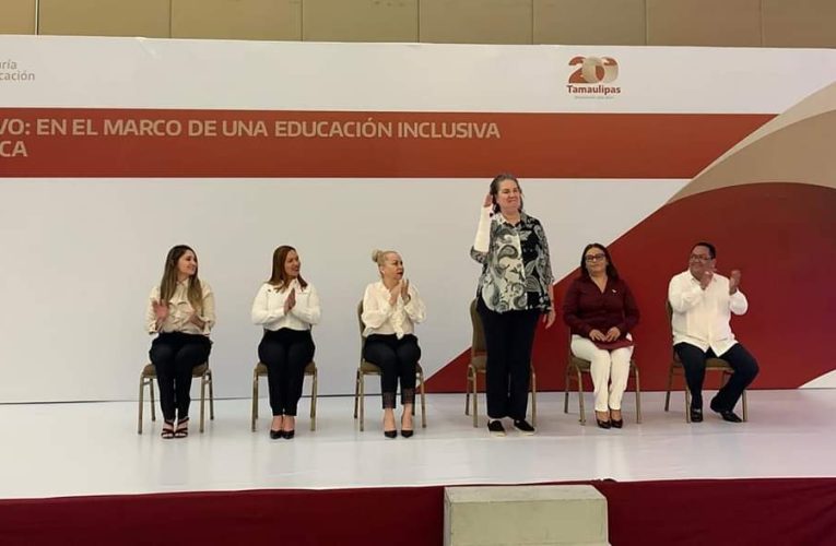 Participa personal educativo en Congreso de Educación Inclusiva