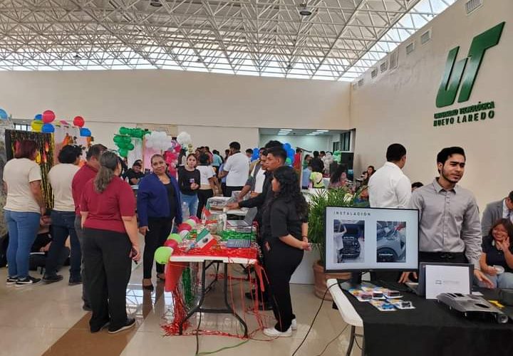 Exhiben proyectos alumnos de la UT de Nuevo Laredo al finalizar cuatrimestre