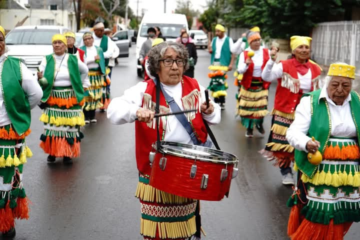 Casa Club del Adulto Mayor lleva talento y amor a su peregrinación anual