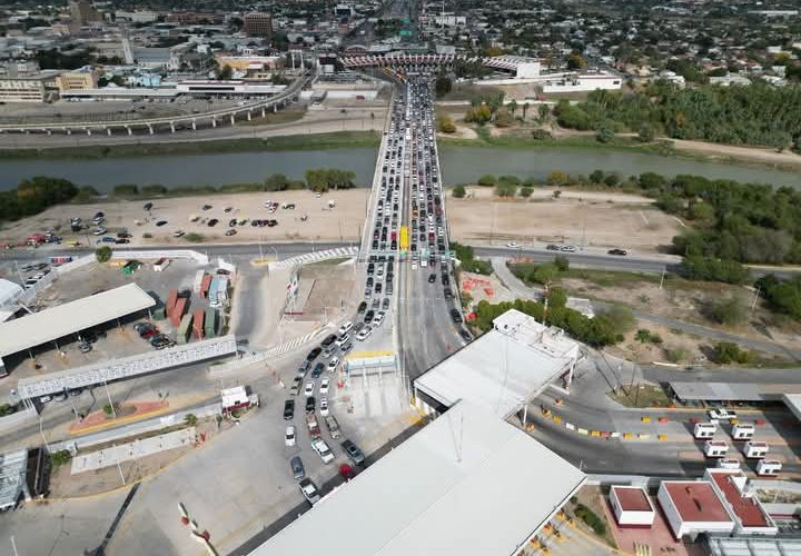 Paisanos se sienten seguros al cruzar por Nuevo Laredo